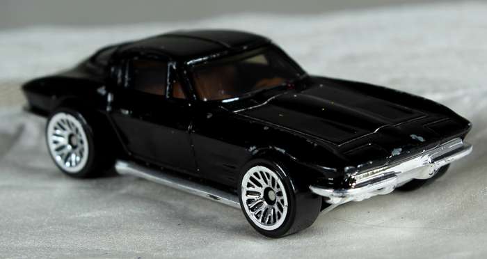 Hotwheels - '64 Corvette Stingray