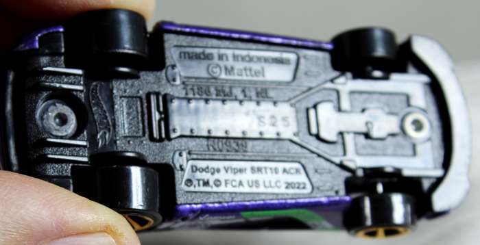 Hotwheels - Dodge Viper SR10 ACR