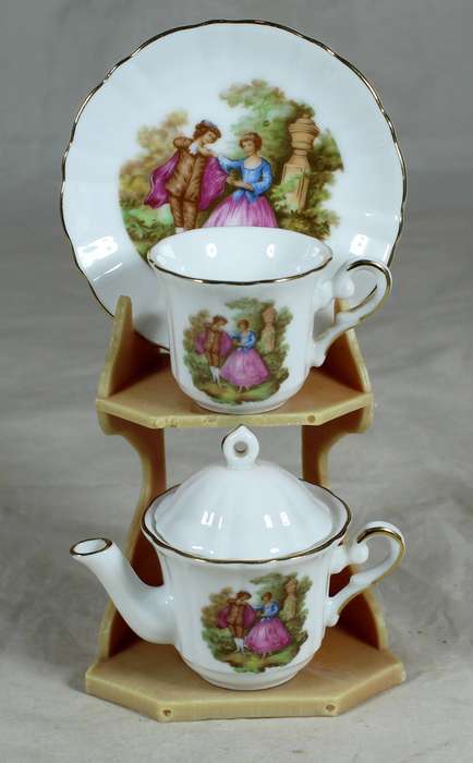 Miniature Japanese tea for one - on a stand with Victorian scene