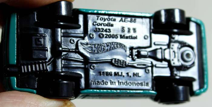 Hotwheels - Toyota AE-86 Corolla