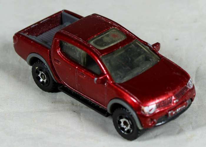 Matchbox - Mitsubishi L200 Triton