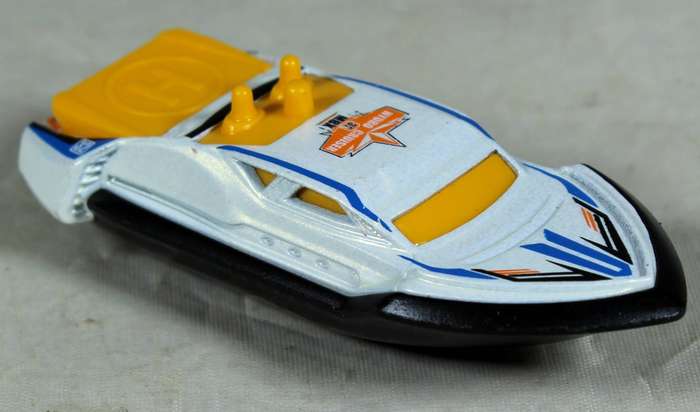Matchbox - Hydro Cruiser
