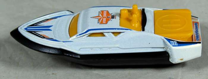 Matchbox - Hydro Cruiser