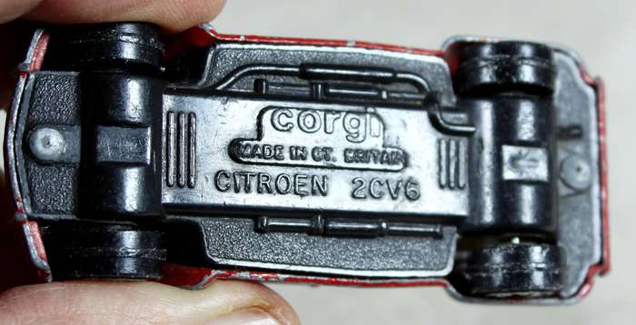 Corgi - Citroen 2CVG