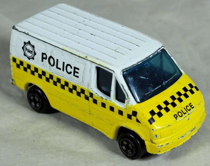 Corgi - Transit Police van