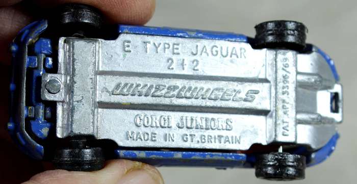 Corgi - Juniors - Whizz Wheels - E-Type Jaguar 2+2