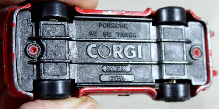 Corgi - Porsche 911 SC Targa