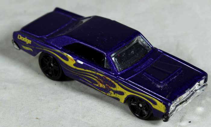 Hotwheels - '68 Dodge Dart
