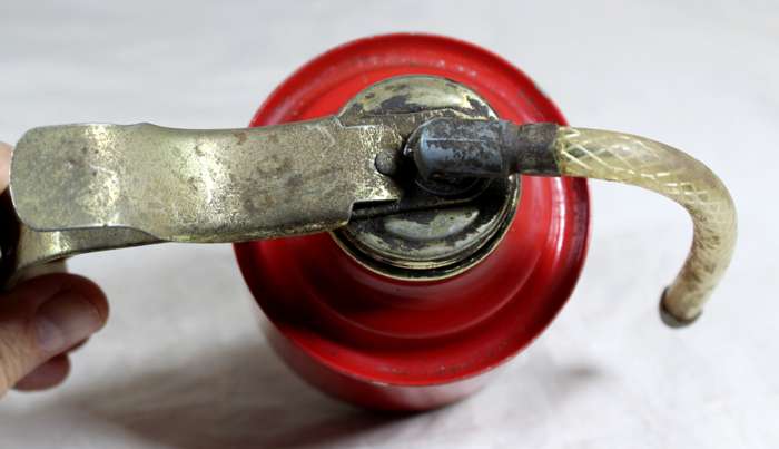 Vintage small oil can