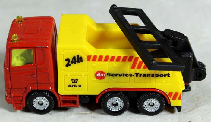 SIKU - tow truck