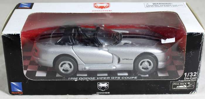 NewRay - 1996 Dodge Viper GTS Coupe