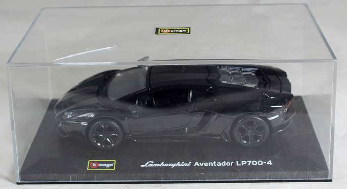 Burago - Lamborghini Aventador LP700-4