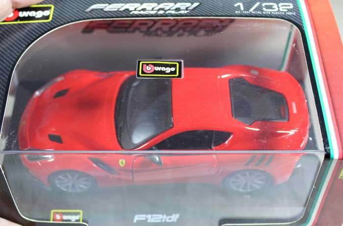 Burago - Ferrari F12tdF