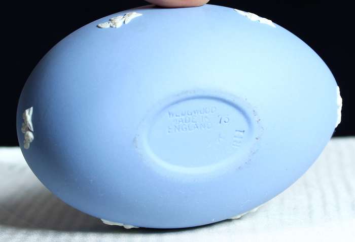 Wedgewood Egg Shape Container