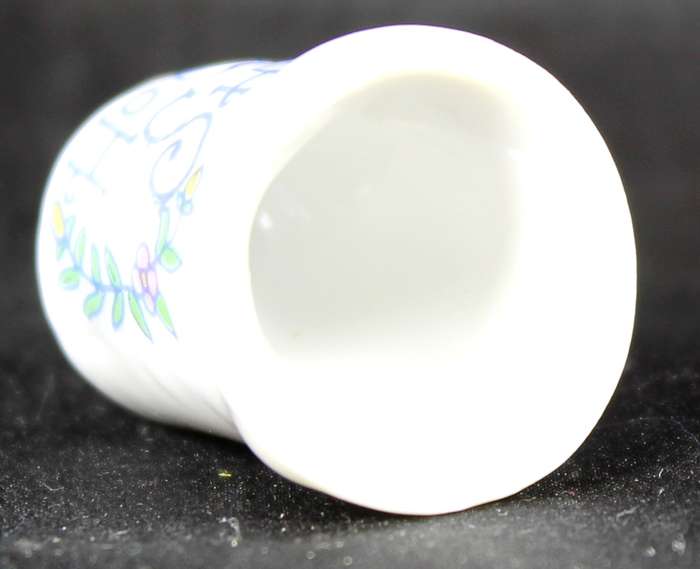 Porcelain Thimble - Home Sweet Home