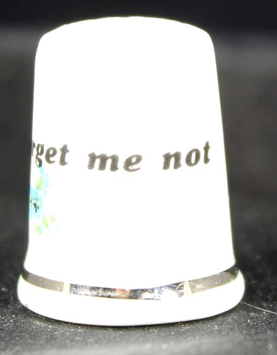 Porcelain Thimble - Forget Me Not