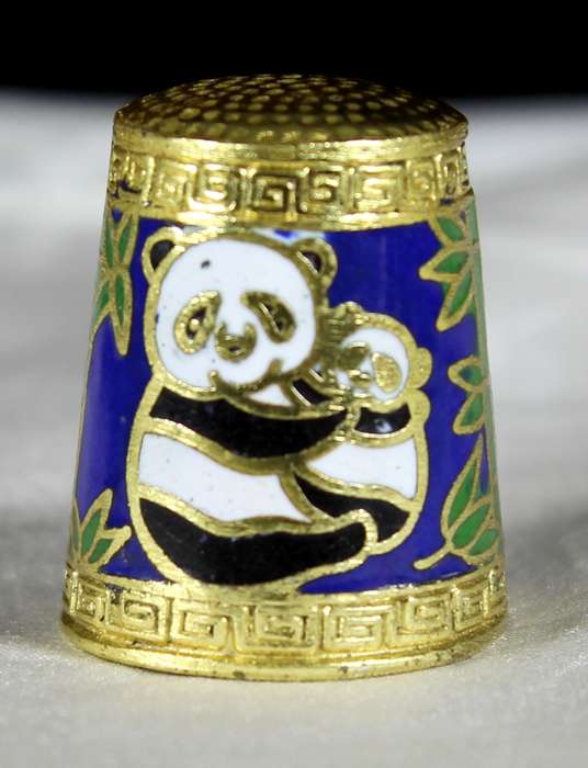 Cloisonne Thimble - Embossed Panda