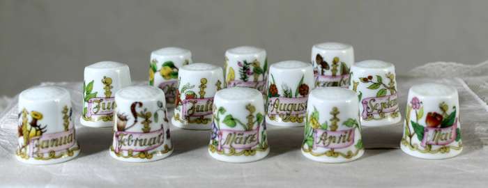 Porcelain Thimble - Hutschenreuther - Full Set - Flower of the Month