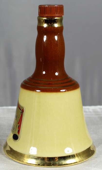Mini liquor bottle - Bell's - Wade whisky decanter