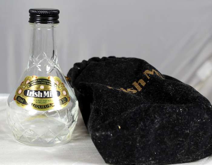 Mini liquor bottle - Irish Mist liqueur