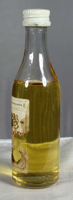 Mini liquor bottles - Royal Oak brandy