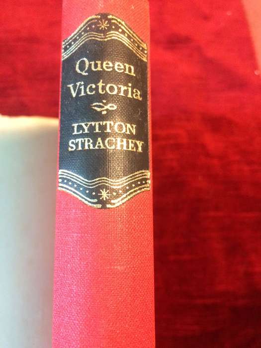 Queen Victoria - Lytton Strachey (First Issue of this Collected Edition, 1948 Hardcover)