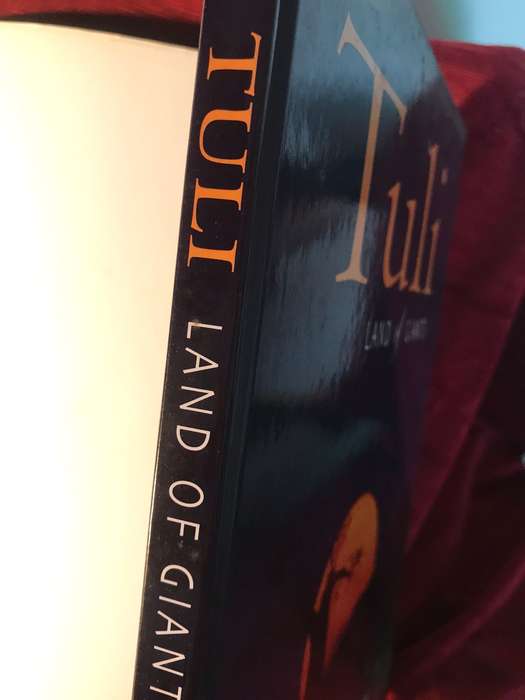 Tuli- Land Of Giants - Roger and Pat De La Harpe (2004 1st Edition Hardcover incl Dustjacket)