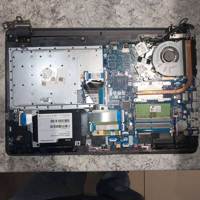 HP 250 G6 laptop - for parts