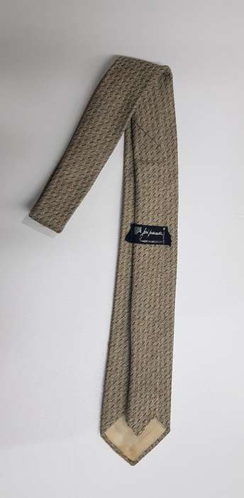 Mens Neckties: Description: Necktie made in Belgium - Marked 100% Polyester.