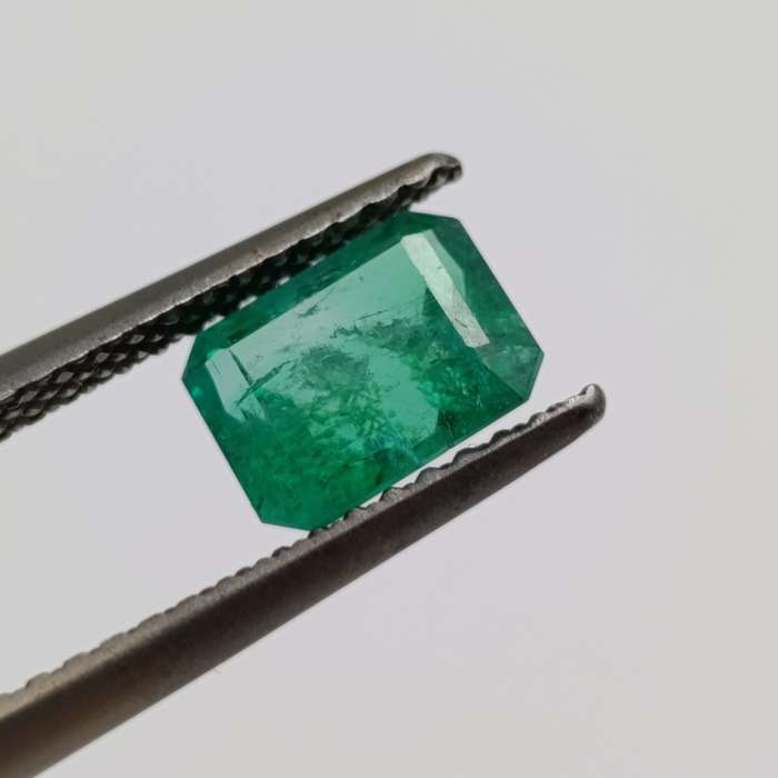 Natural Emerald of 1.12 carat Emerald cut slight blueish green with Gemlab certificate