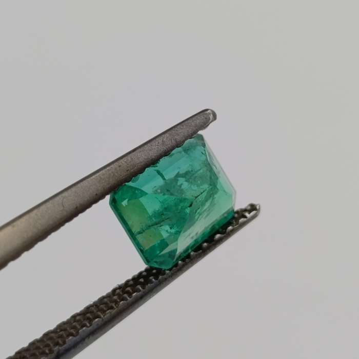 Natural Emerald of 1.12 carat Emerald cut slight blueish green with Gemlab certificate