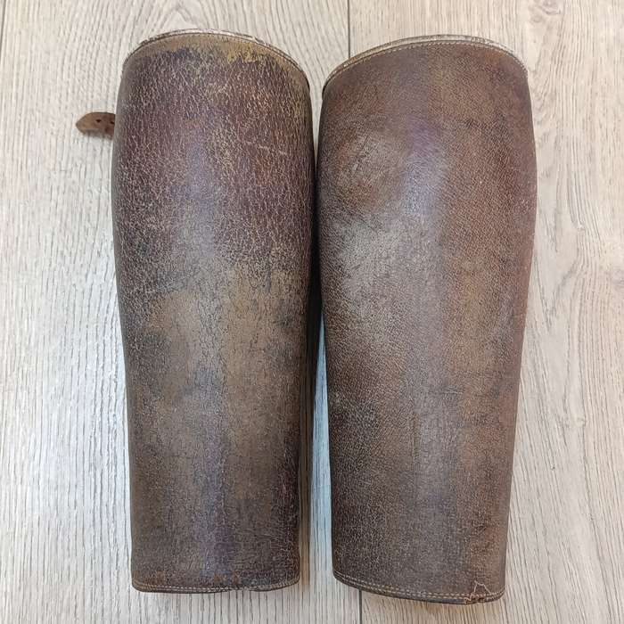 WW2 German brown Leather gaitors with 1940 German marking inside