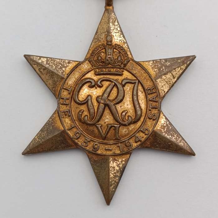 WW2 The 1939-1945 Star issued to 59043 G.T.C Bosch