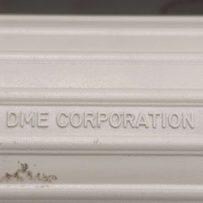 DME Corporation aviation emergency flashlight