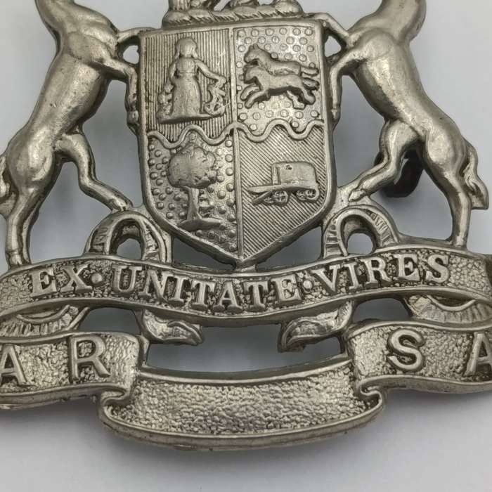 SA Railways officer cap badge