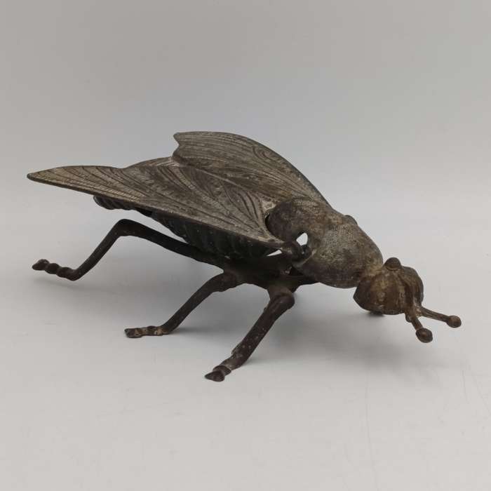 Antique brass fly ashtray
