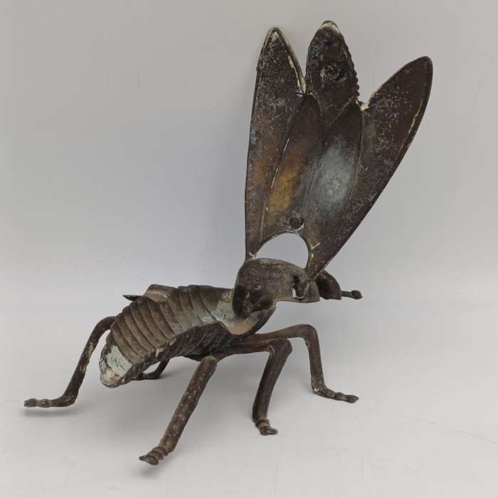 Antique brass fly ashtray