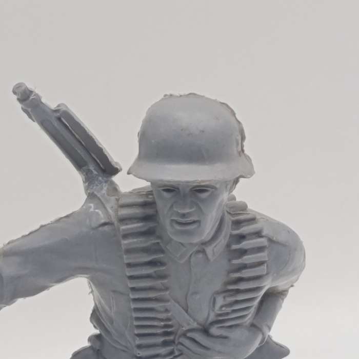 Marx Toys WW2 German toy soldier - 6 inch - rifle broken