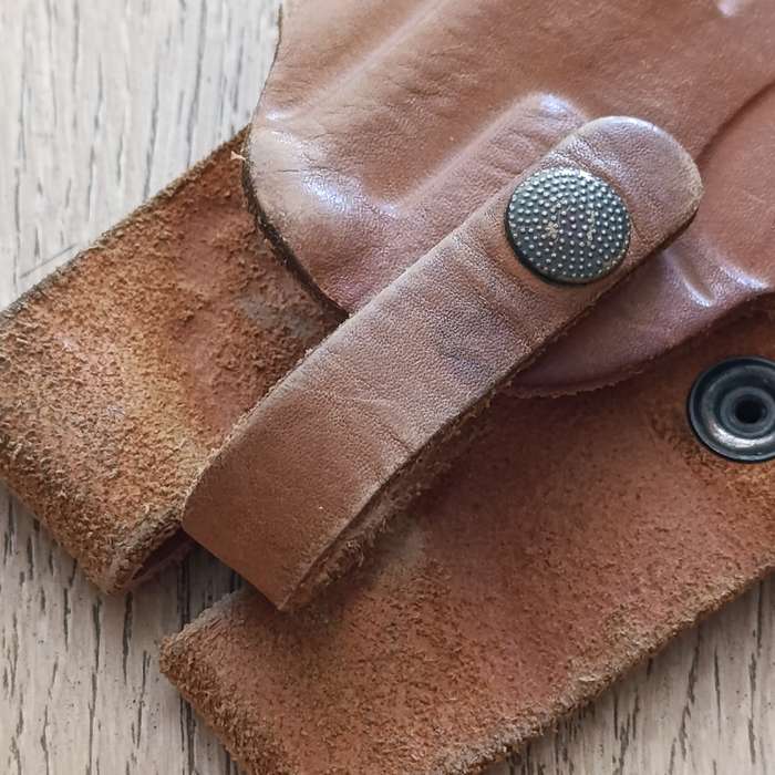 Vintage El-Paso Leather gun holster for Z88 - right hand side