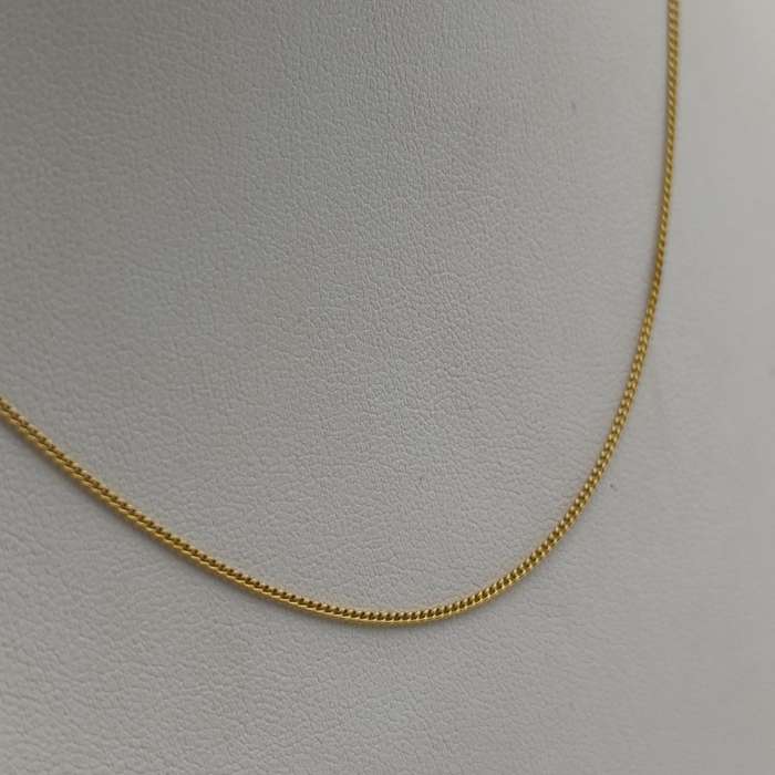 Thin 9kt gold necklace - weighs 1.4g