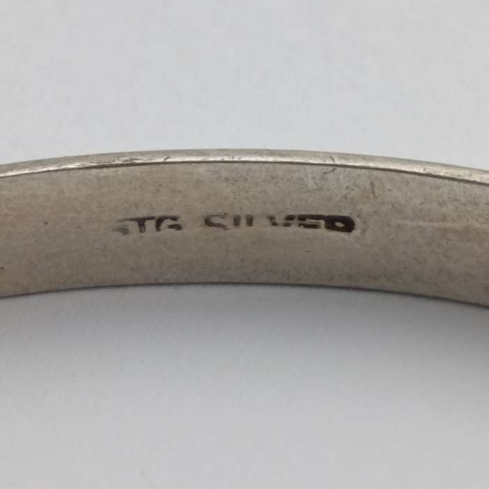 Pair of heavy sterling silver bangles 31.4g total