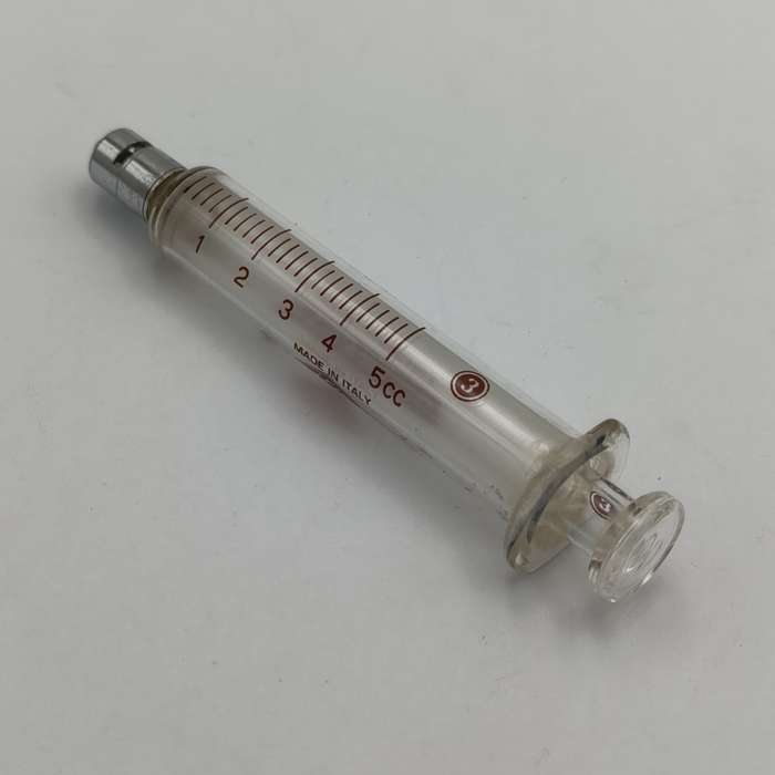 Lot of 7 vintage glass syringes