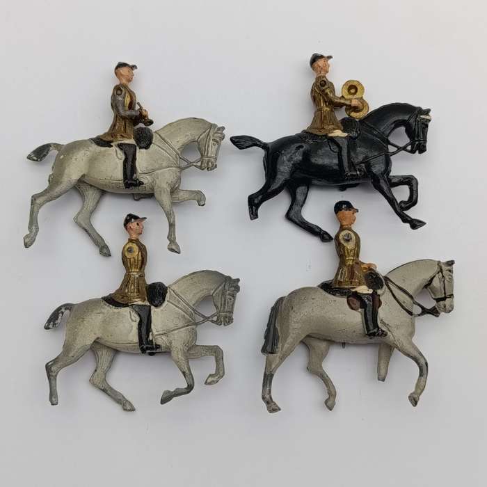 Lot of 4 vintage Britains Ltd cavalry lead soldiers - damaged