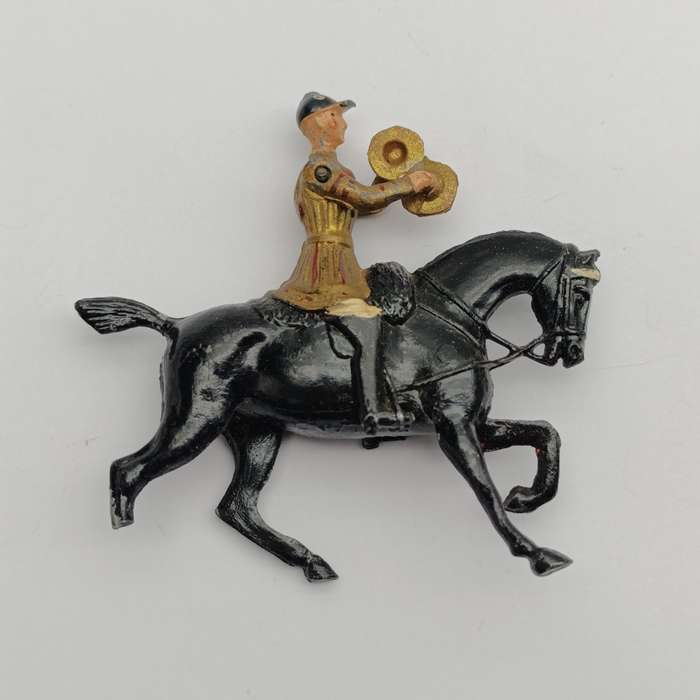 Lot of 4 vintage Britains Ltd cavalry lead soldiers - damaged