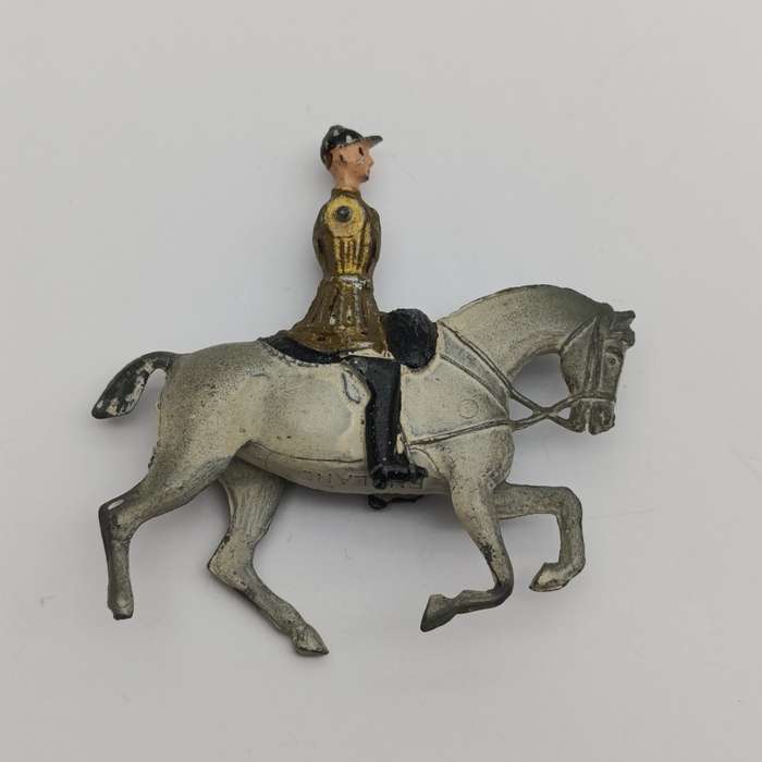 Lot of 4 vintage Britains Ltd cavalry lead soldiers - damaged