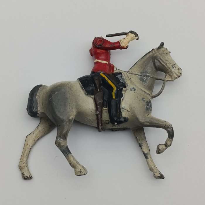 Lot of 4 vintage Britain's Ltd cavalry lead soldiers - damaged