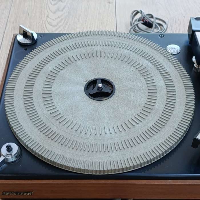 Vintage Teltron turntable record player - working
