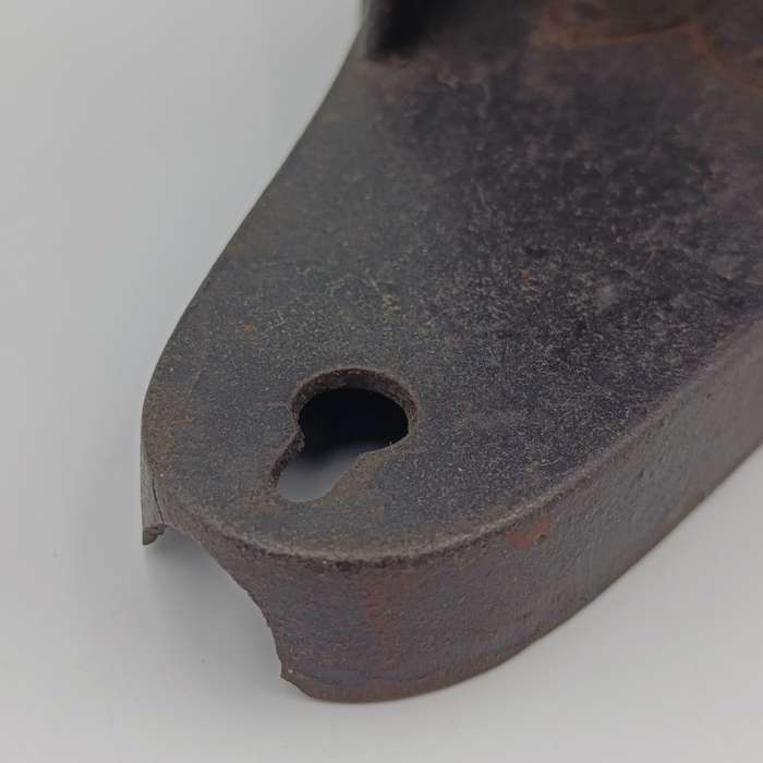 Antique Favorit iron 2-hole paper punch