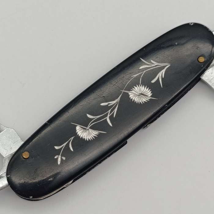 Beautiful Farah multi tool pocket knife