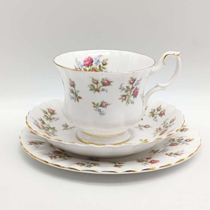 Vintage Royal Albert Winsome porcelain trio